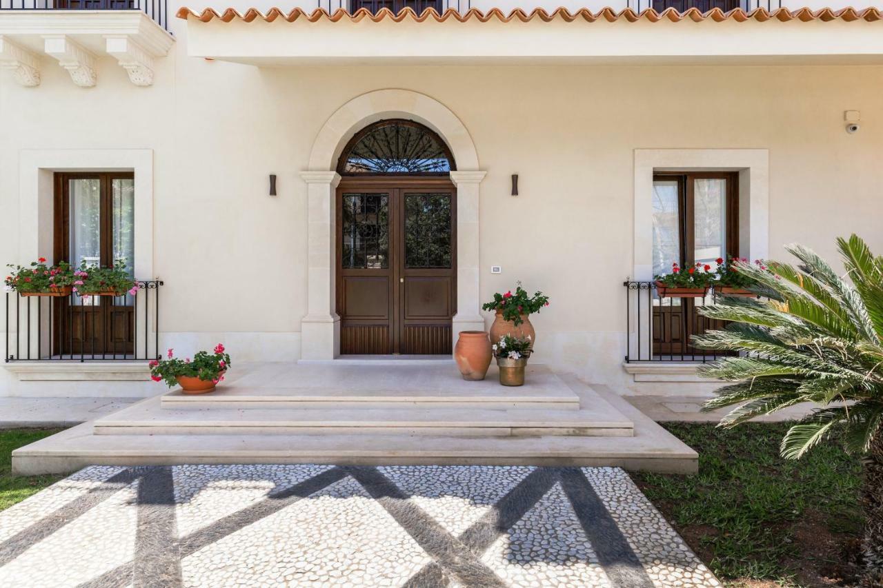 Villa Raphael Авола Экстерьер фото